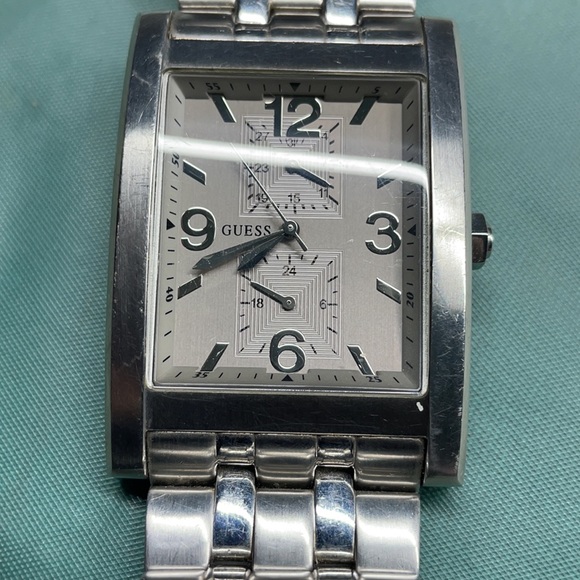 Men’s Watch - Picture 4 of 4